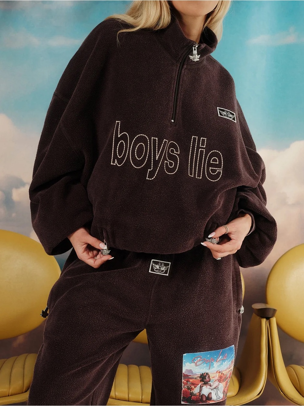 Boys Lie BFFAE Half Zip A1 Crewneck in Brown size XS/S
